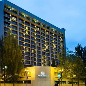 Doubletree By Hilton Hotel Portland